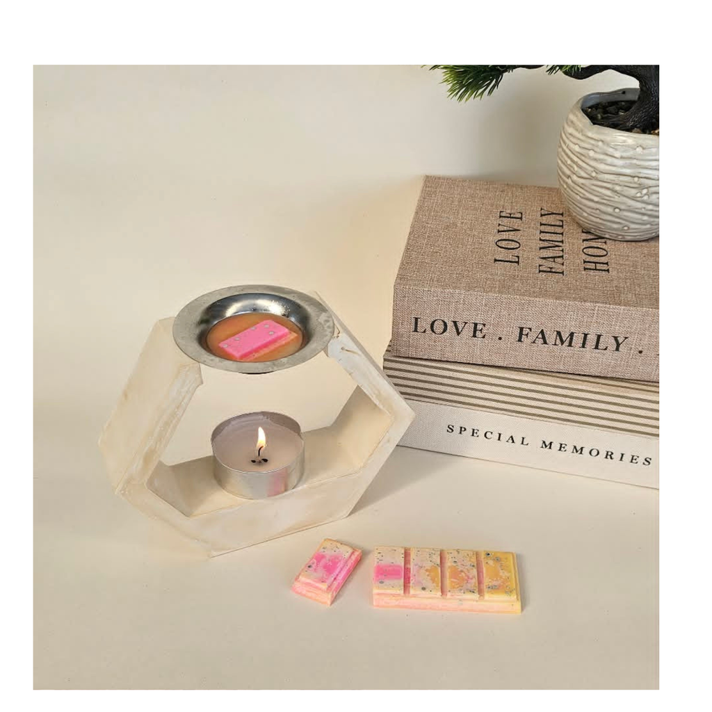 Meadow Lily & Cotton Musk Soy Wax Snap Bar
