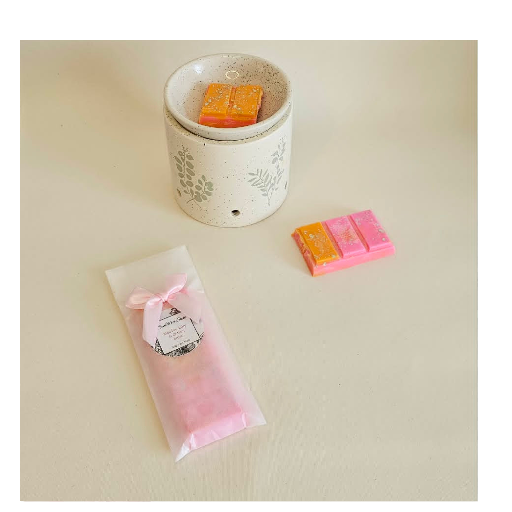 Meadow Lily & Cotton Musk Soy Wax Snap bar - Golden Glow