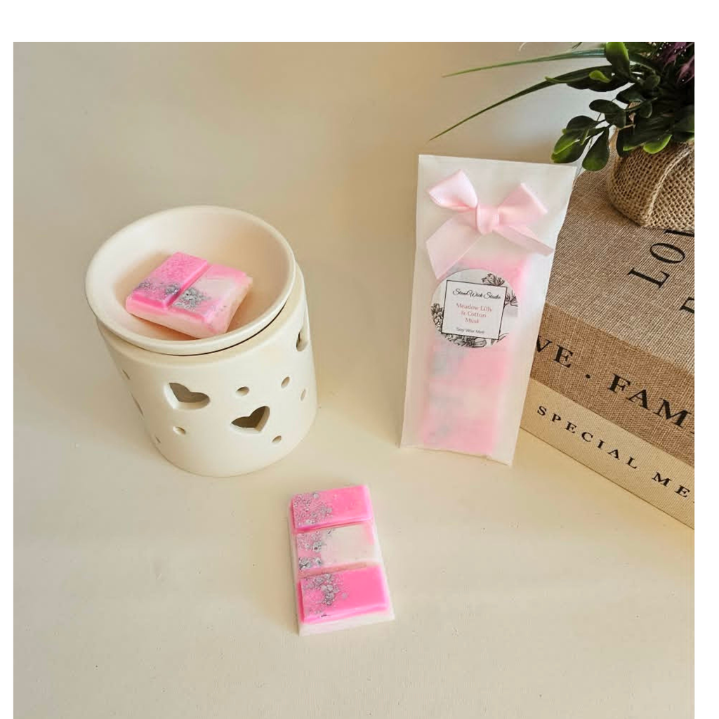 Meadow Lilly & Cotton Musk Soy Wax Snap Bar